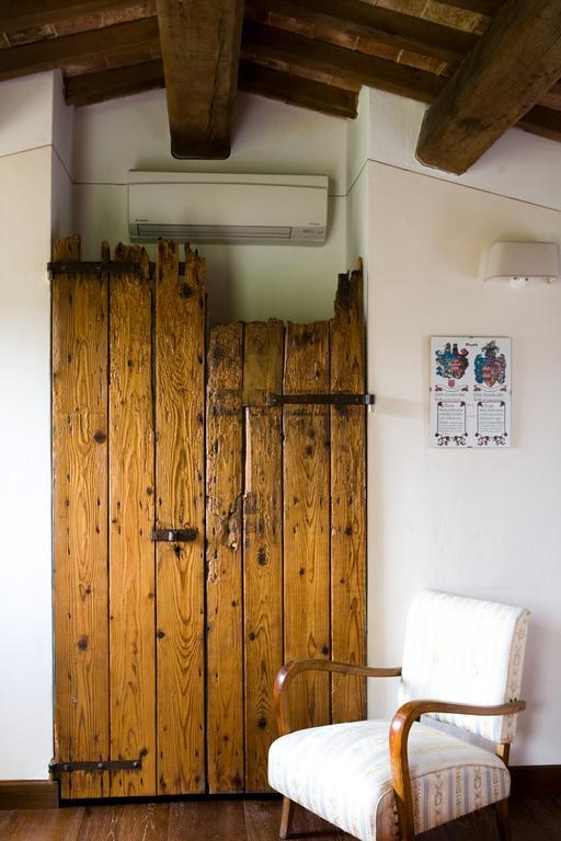 Borgo Di Carpiano 호텔 Mengara 외부 사진